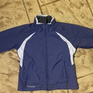 Lilac/lavender women’s Patagonia outdoor jacket - size L